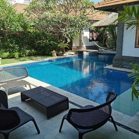 Villa Aliya Sanur エクステリア 写真