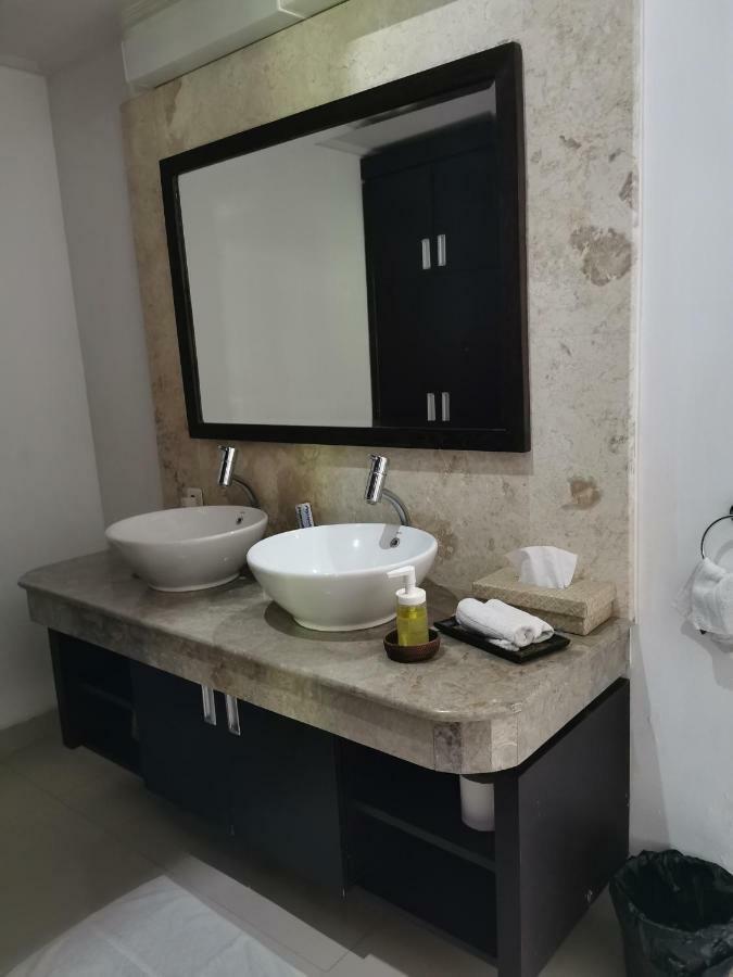 Villa Aliya Sanur エクステリア 写真